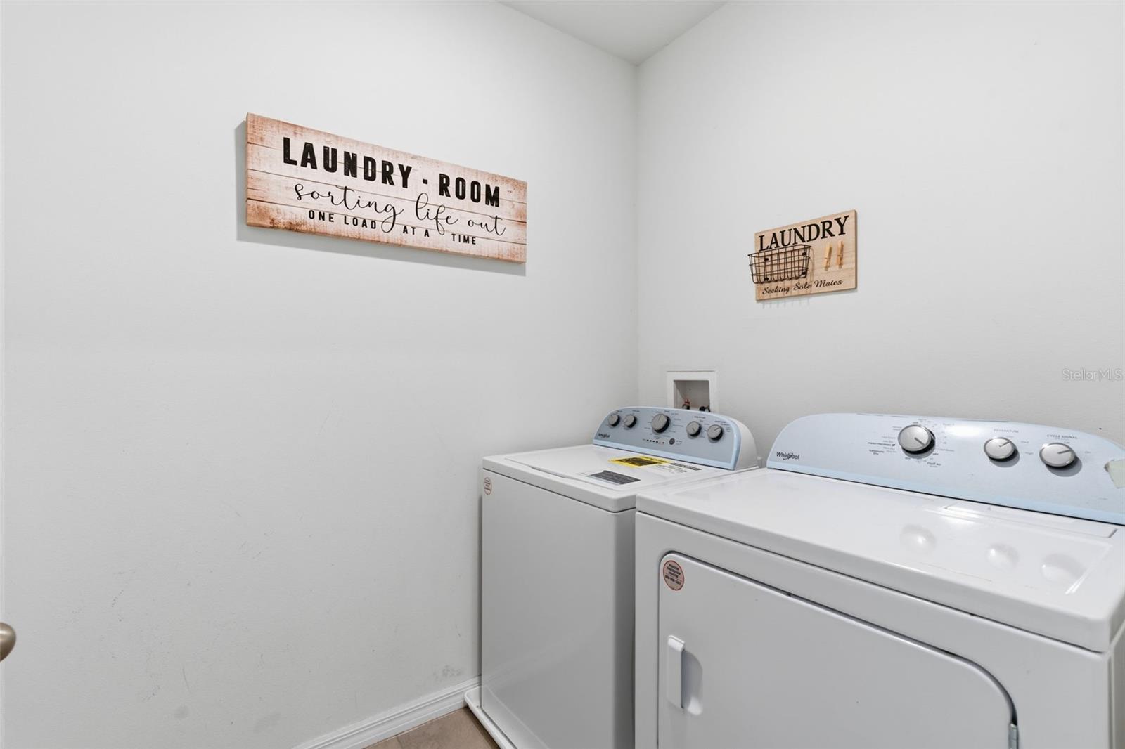 LAKE GLEASON RESERVE - Residential