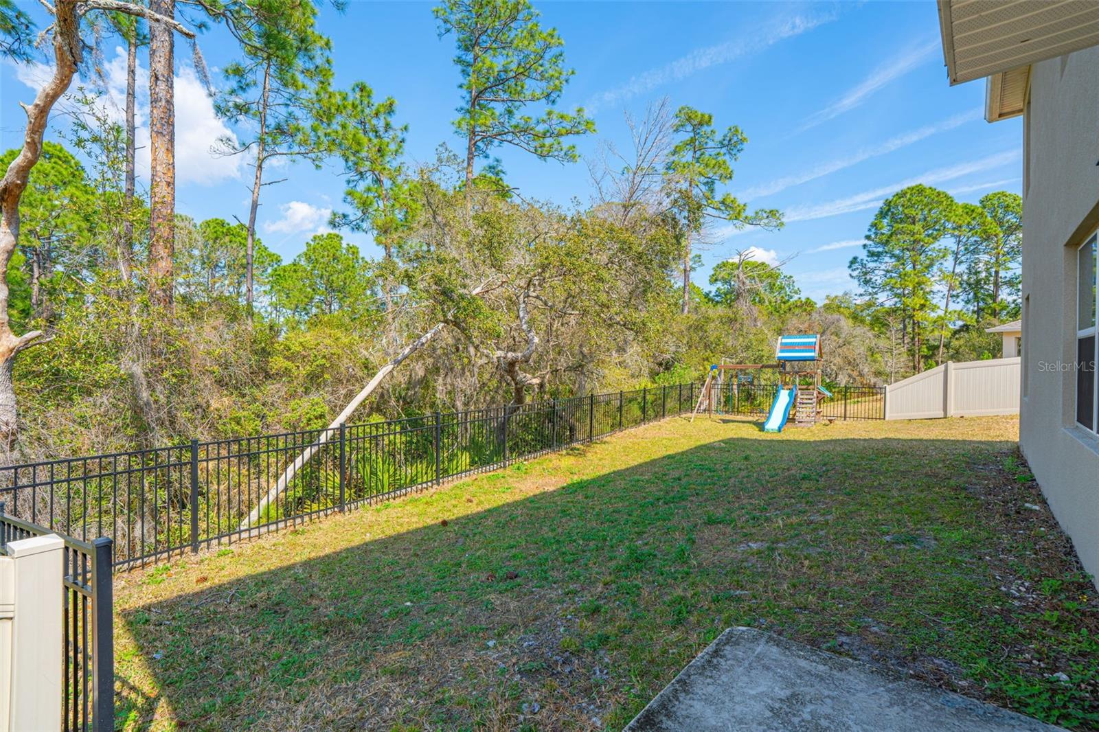 LAKE GLEASON RESERVE - Residential