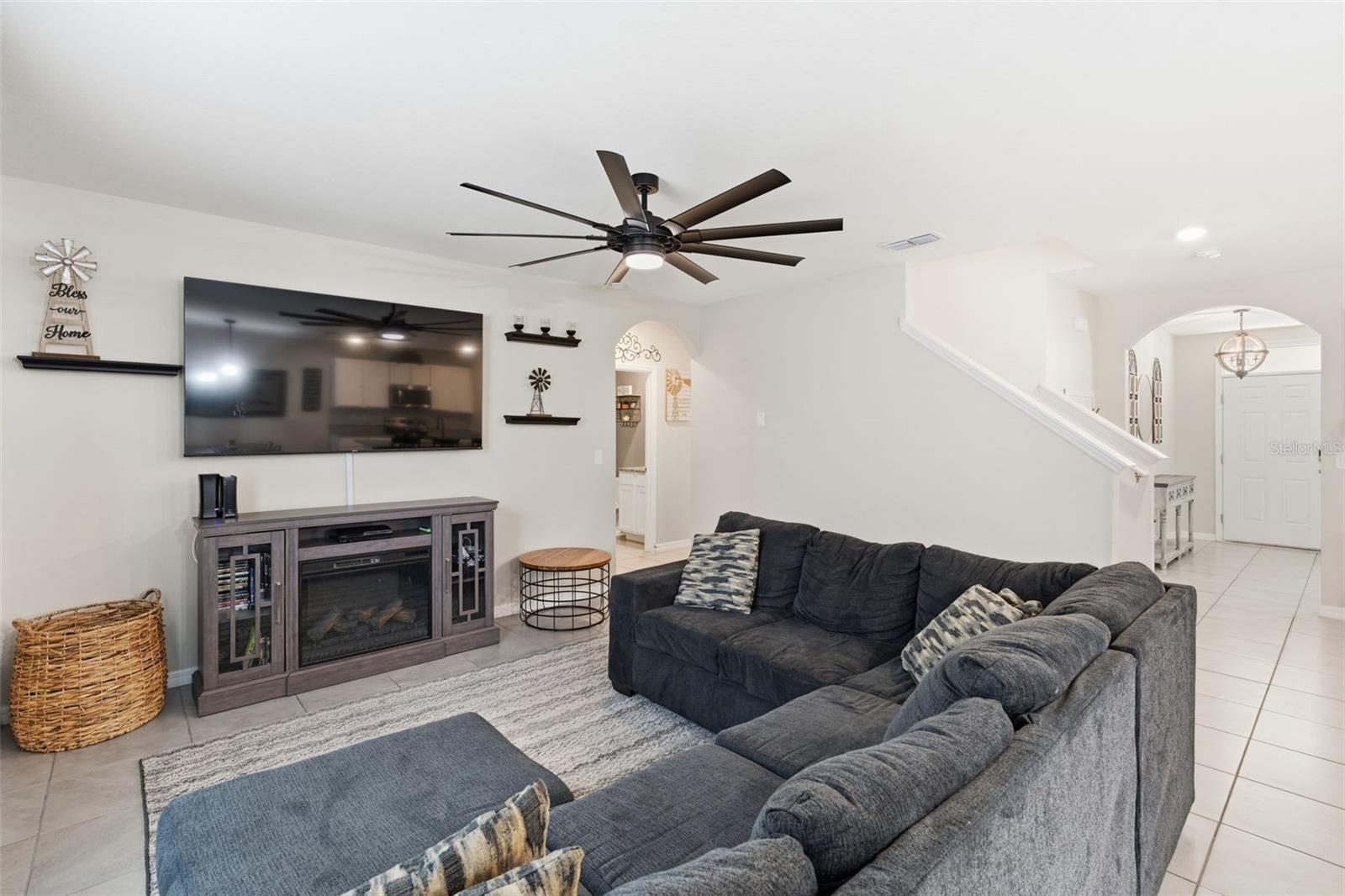 LAKE GLEASON RESERVE - Residential