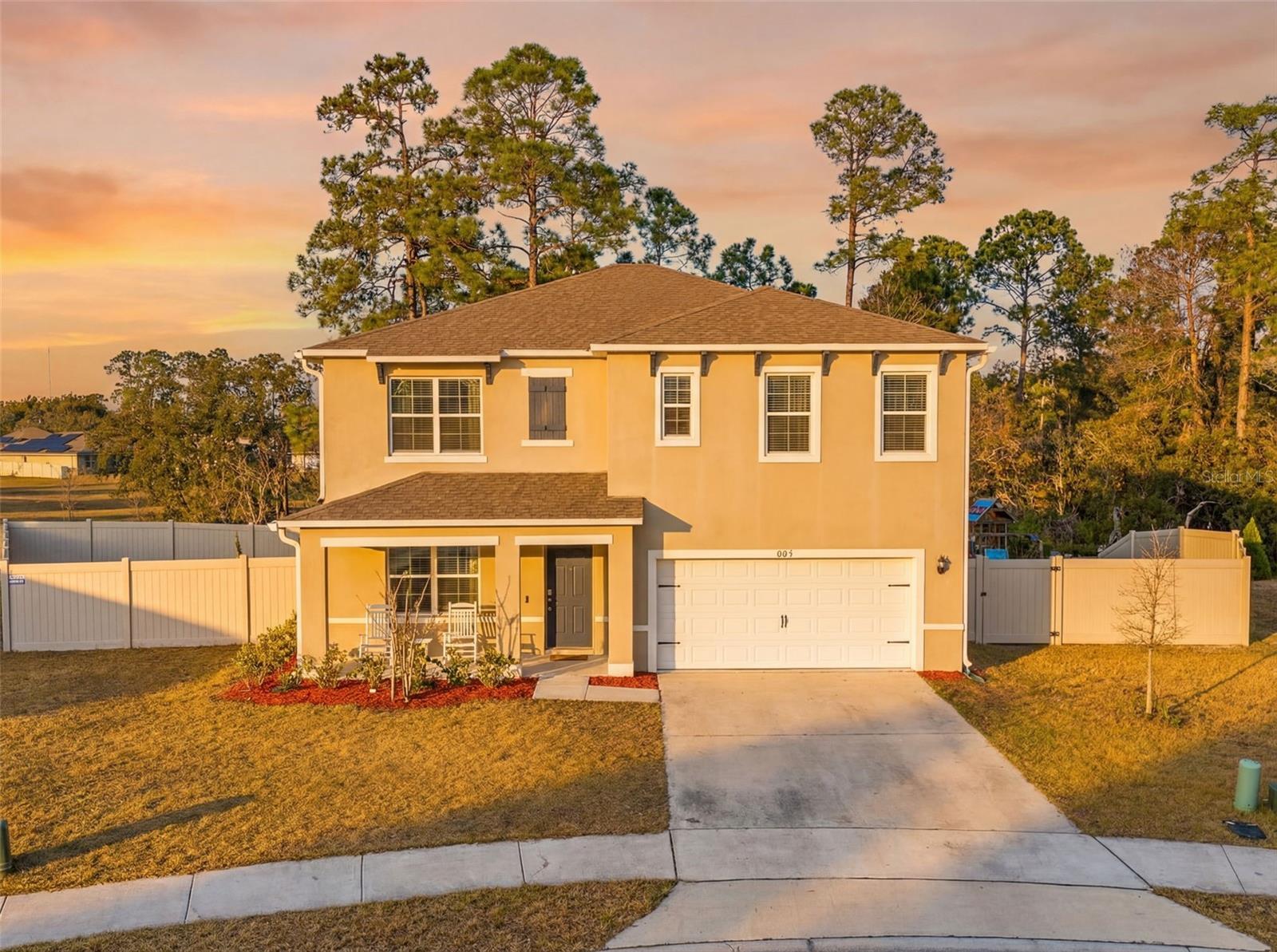 LAKE GLEASON RESERVE - Residential