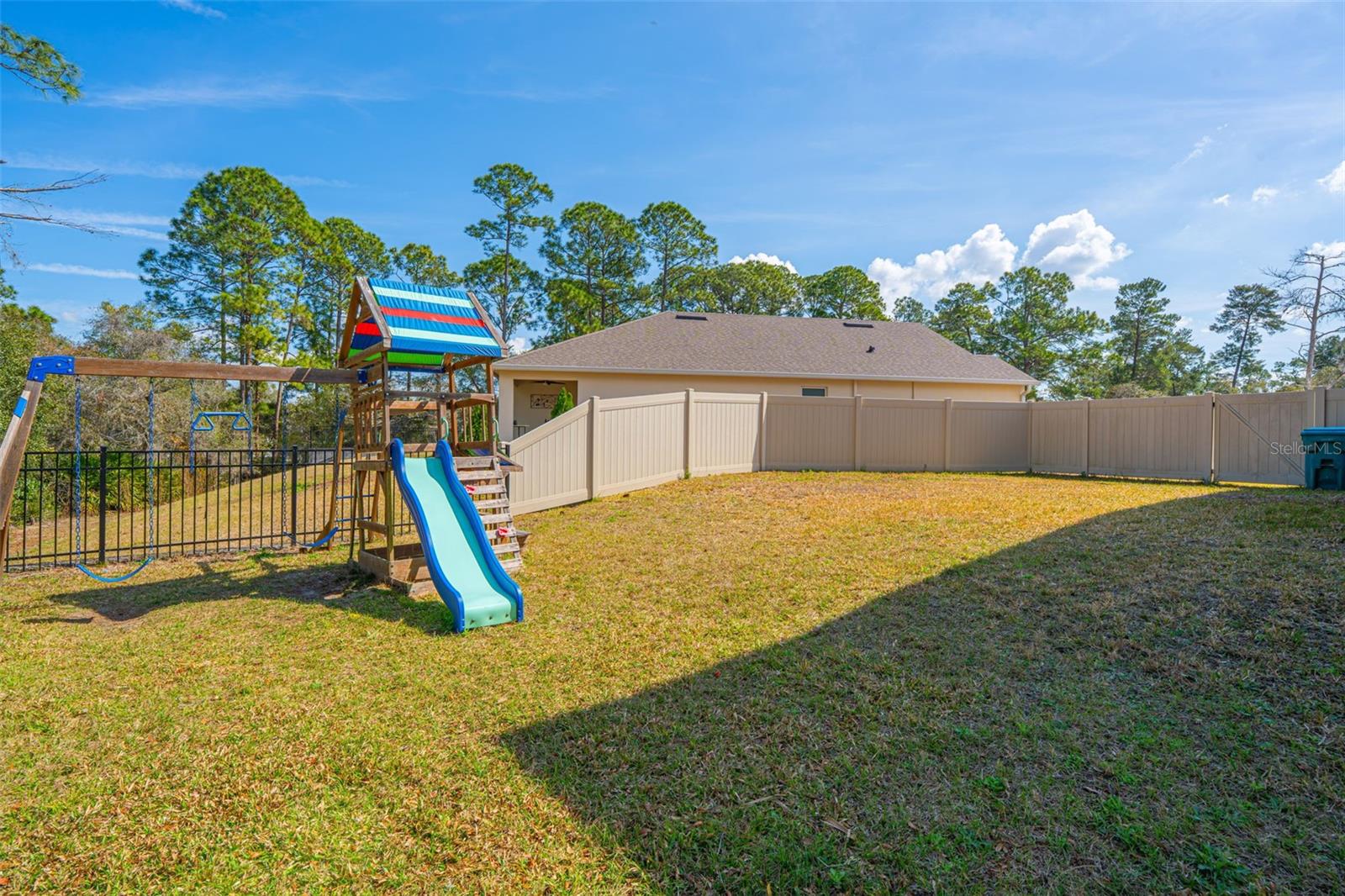 LAKE GLEASON RESERVE - Residential