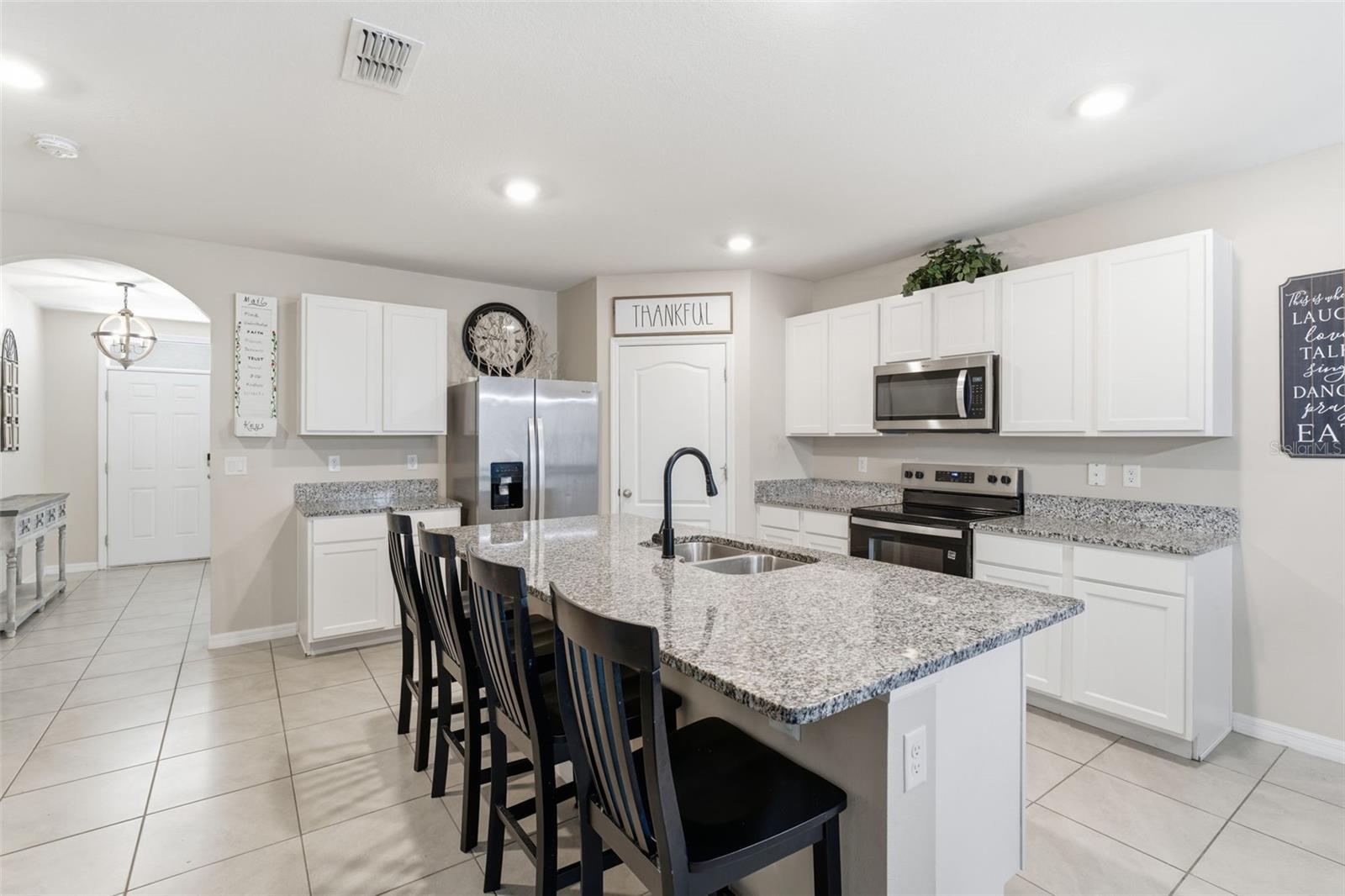 LAKE GLEASON RESERVE - Residential