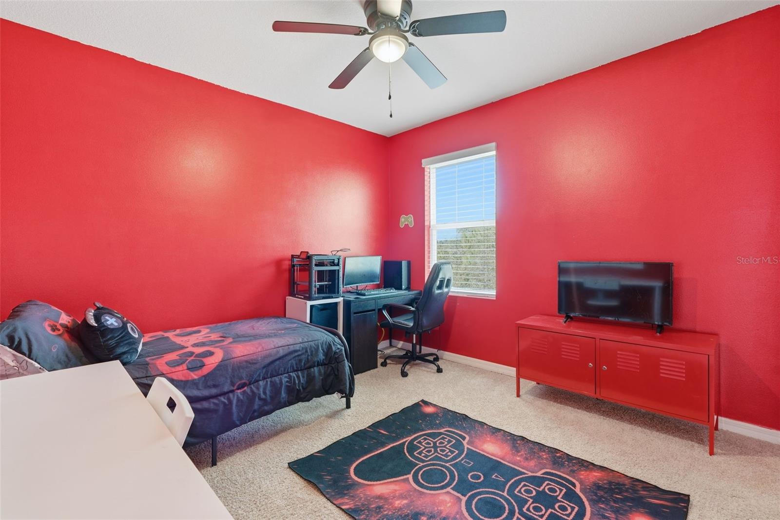 LAKE GLEASON RESERVE - Residential