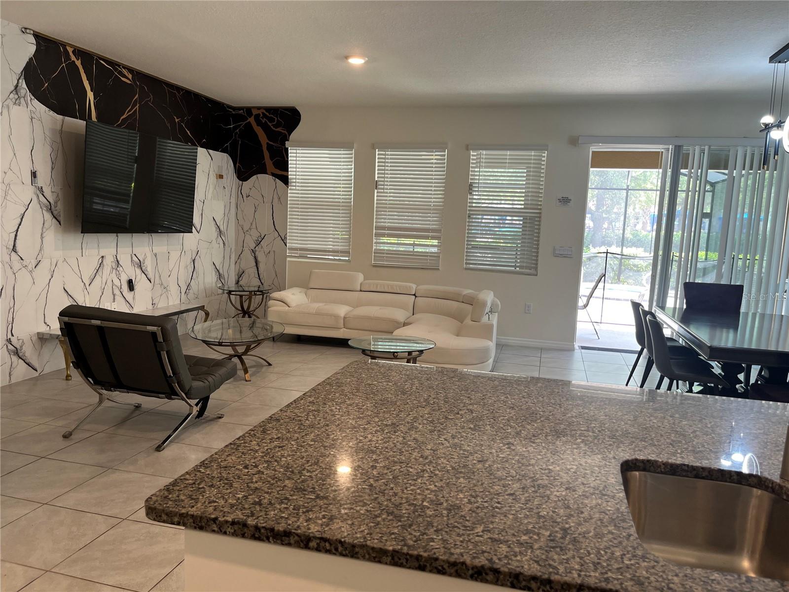 OAKMONT PH 01 - Residential