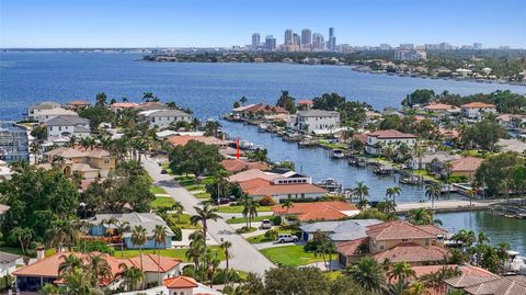 1985 CAROLINA AVENUE NE ST PETERSBURG FL 33703