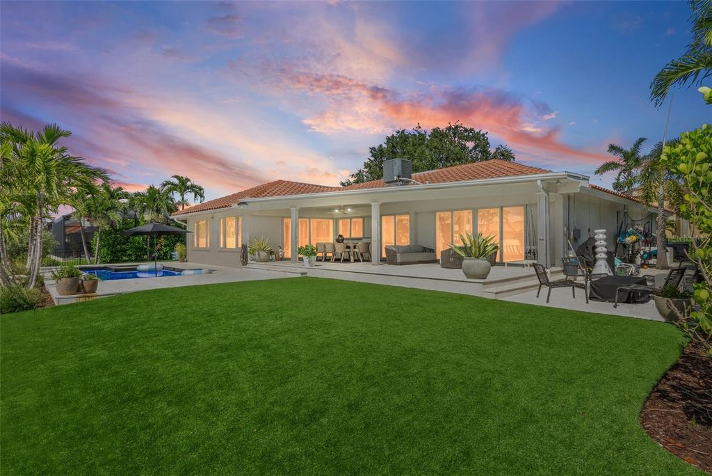 Photo of 1985 Carolina Avenue NE, St Petersburg, FL 33703 (MLS # TB8406007)