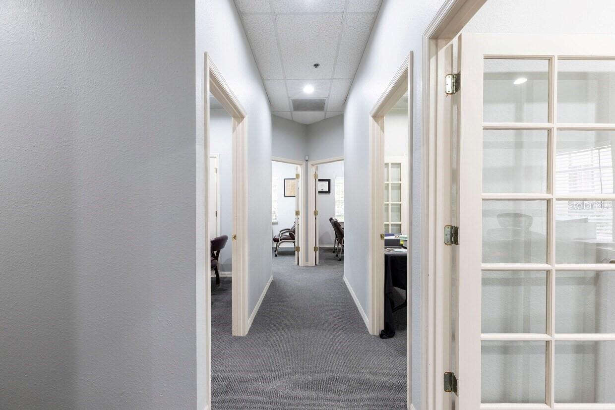 KEEWIN LEXINGTON PARK - Commercial Sale