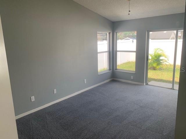 OAKDALE RIVERVIEW ESTATES UN 3 - Residential Lease