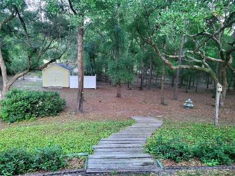 A home in DUNNELLON