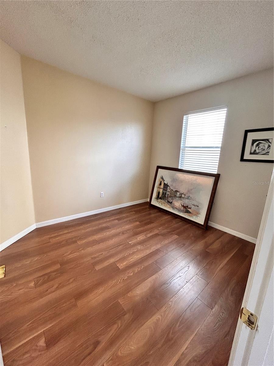 MARIPOSA - Residential Lease