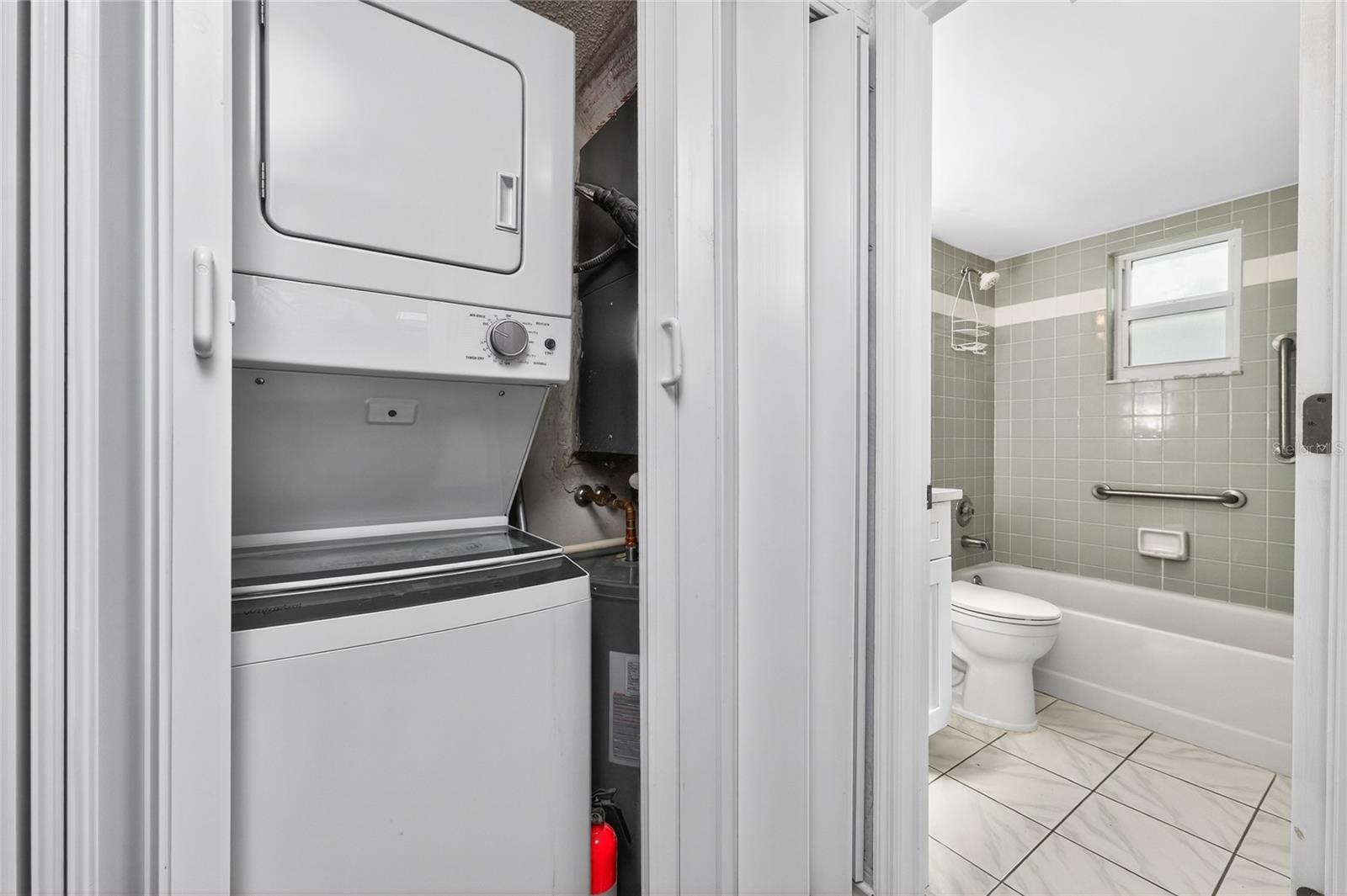 FAIRWAY VILLAS - Residential