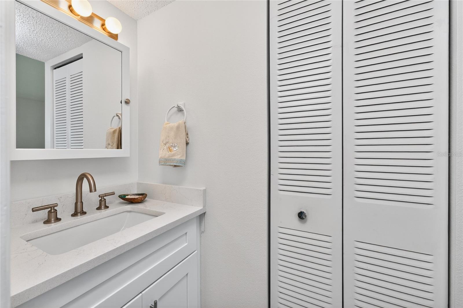 FAIRWAY VILLAS - Residential