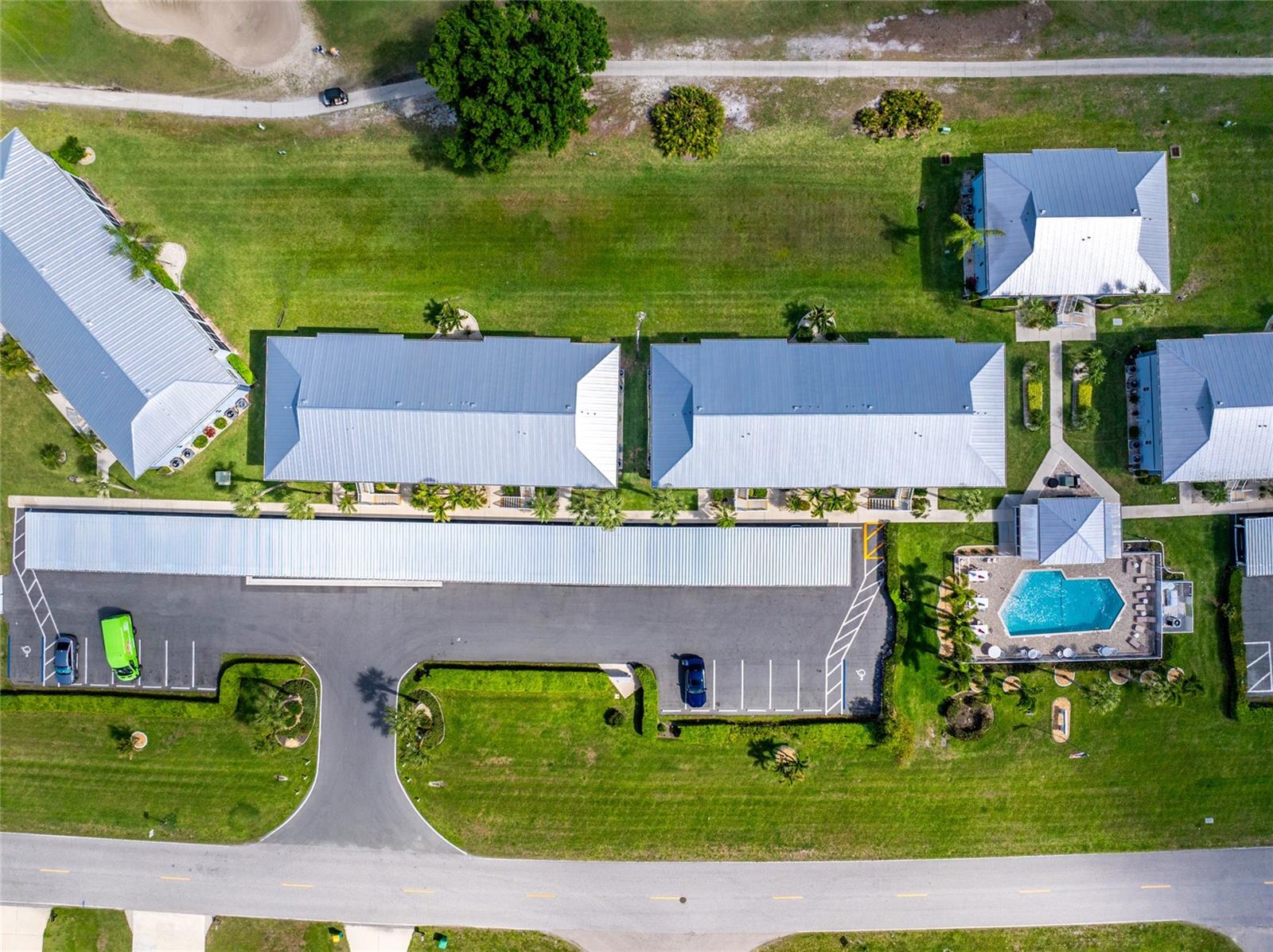 FAIRWAY VILLAS - Residential