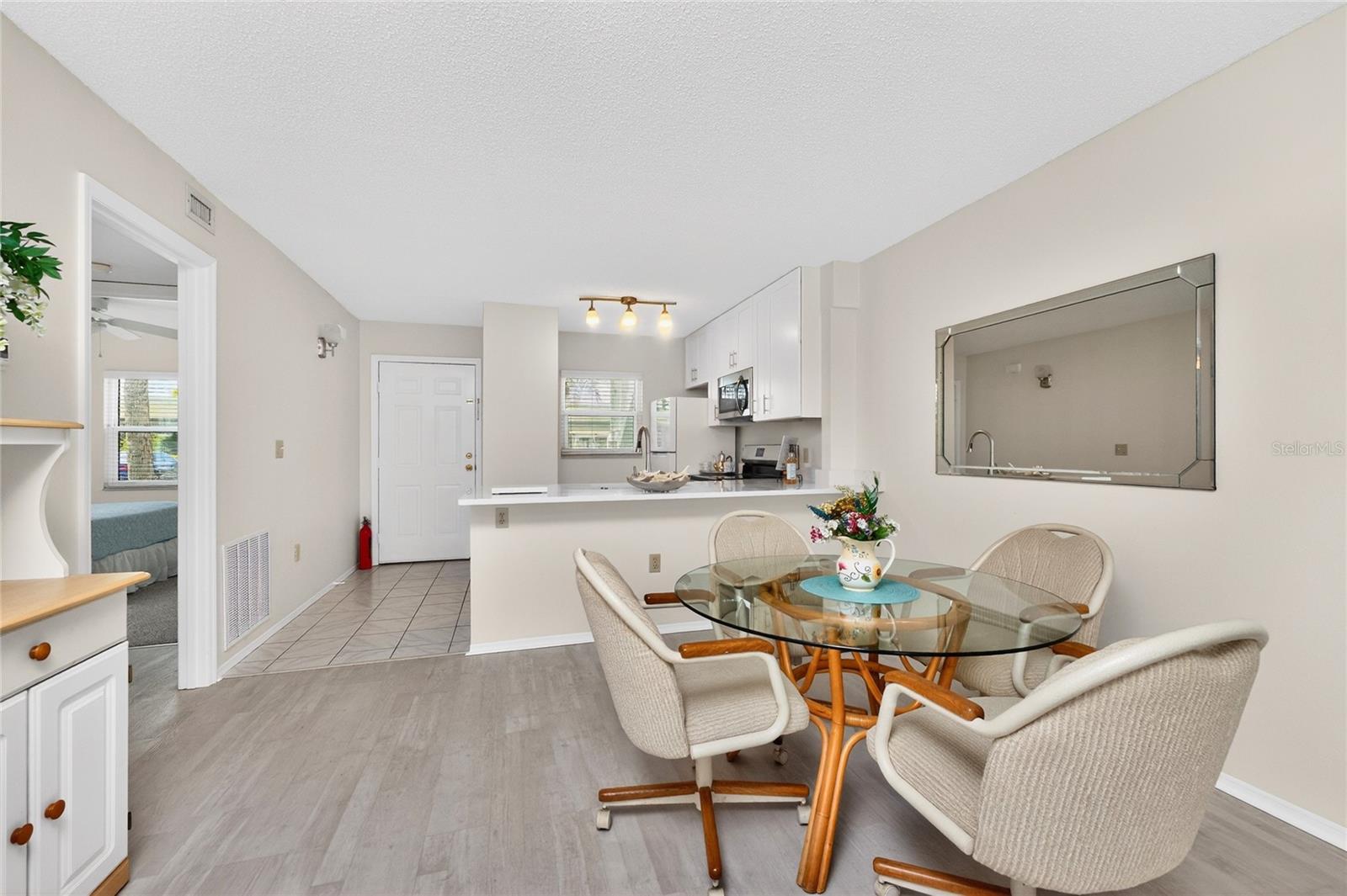 FAIRWAY VILLAS - Residential