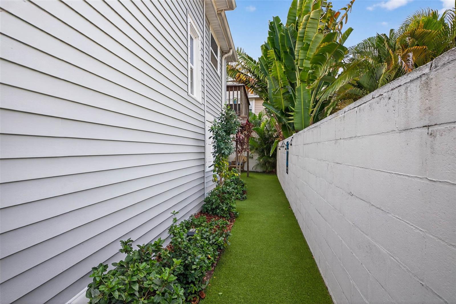 SPRING HILL REV - Residential