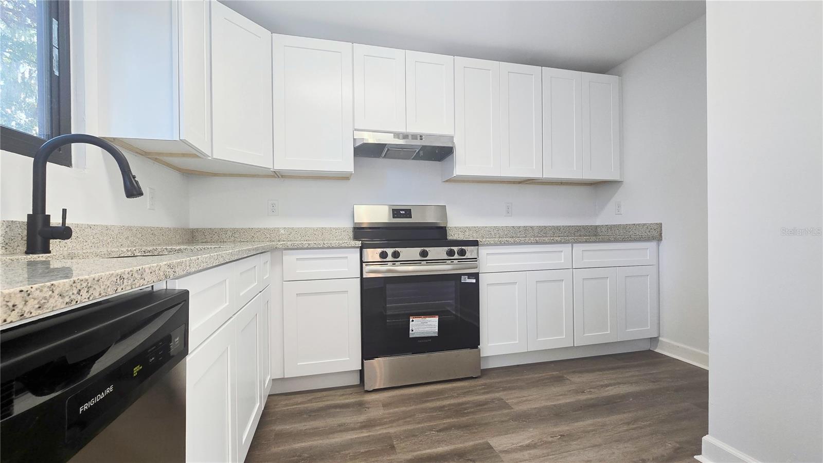 SOUTHFORK OAKS - Residential