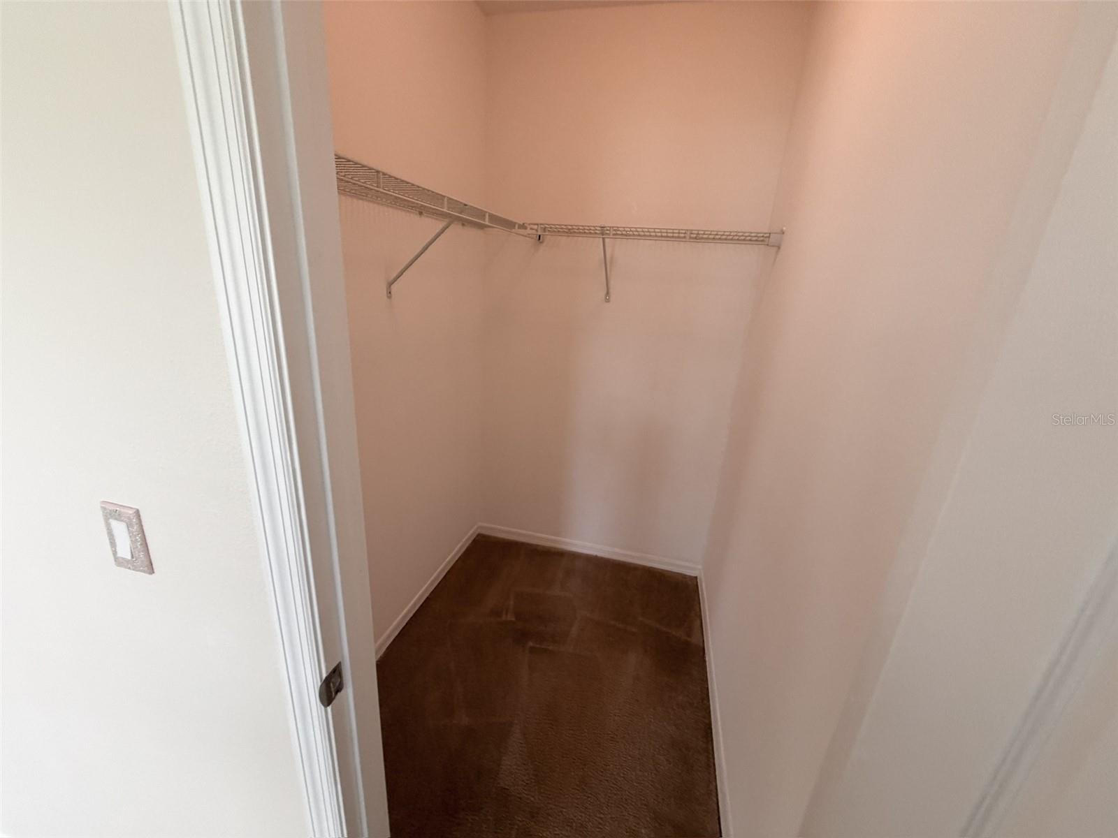 LEESBURG OVERLOOK AT LAKE GRIFFIN - Residential Lease