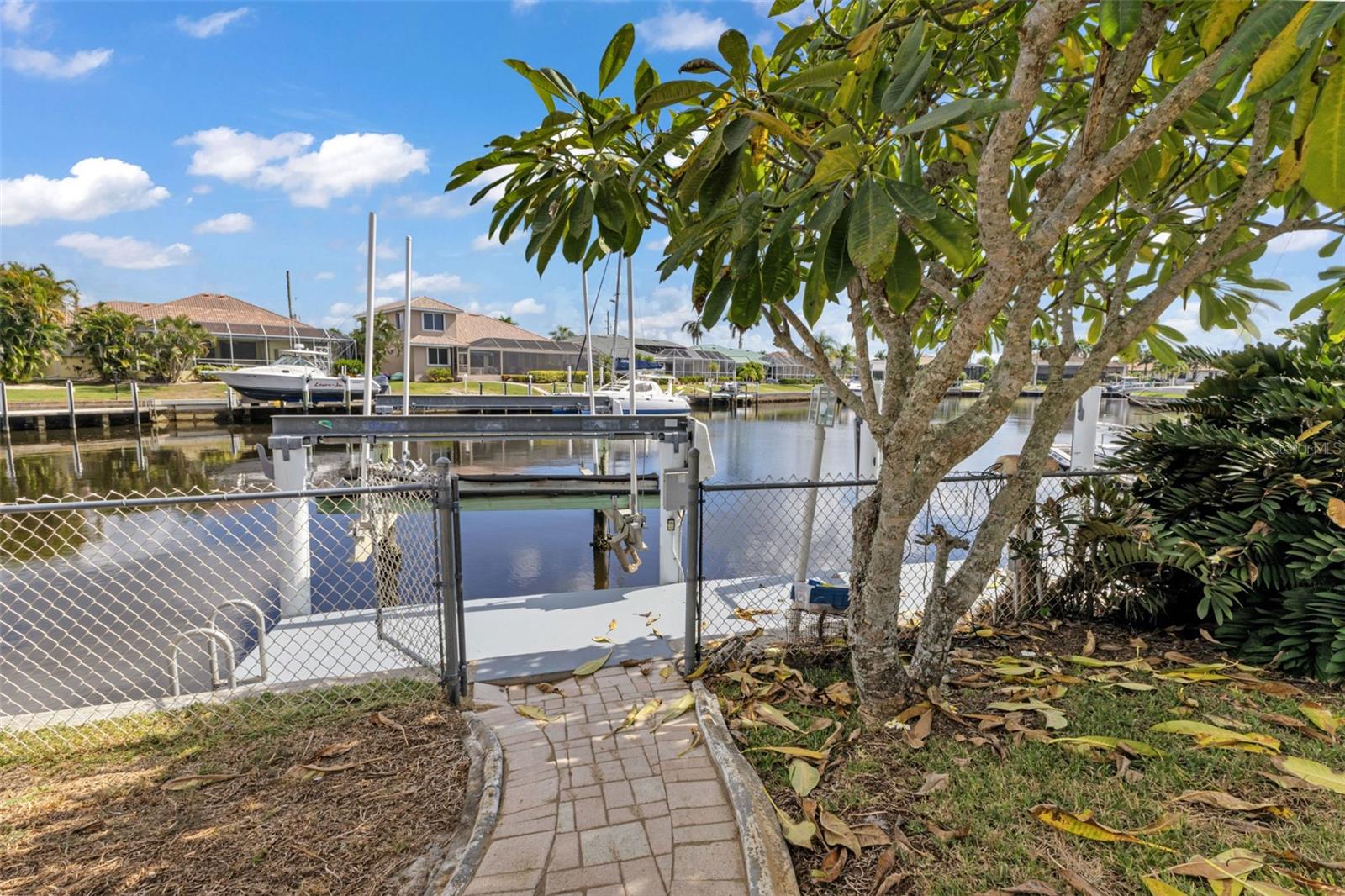 PUNTA GORDA ISLES SEC 14 - Residential