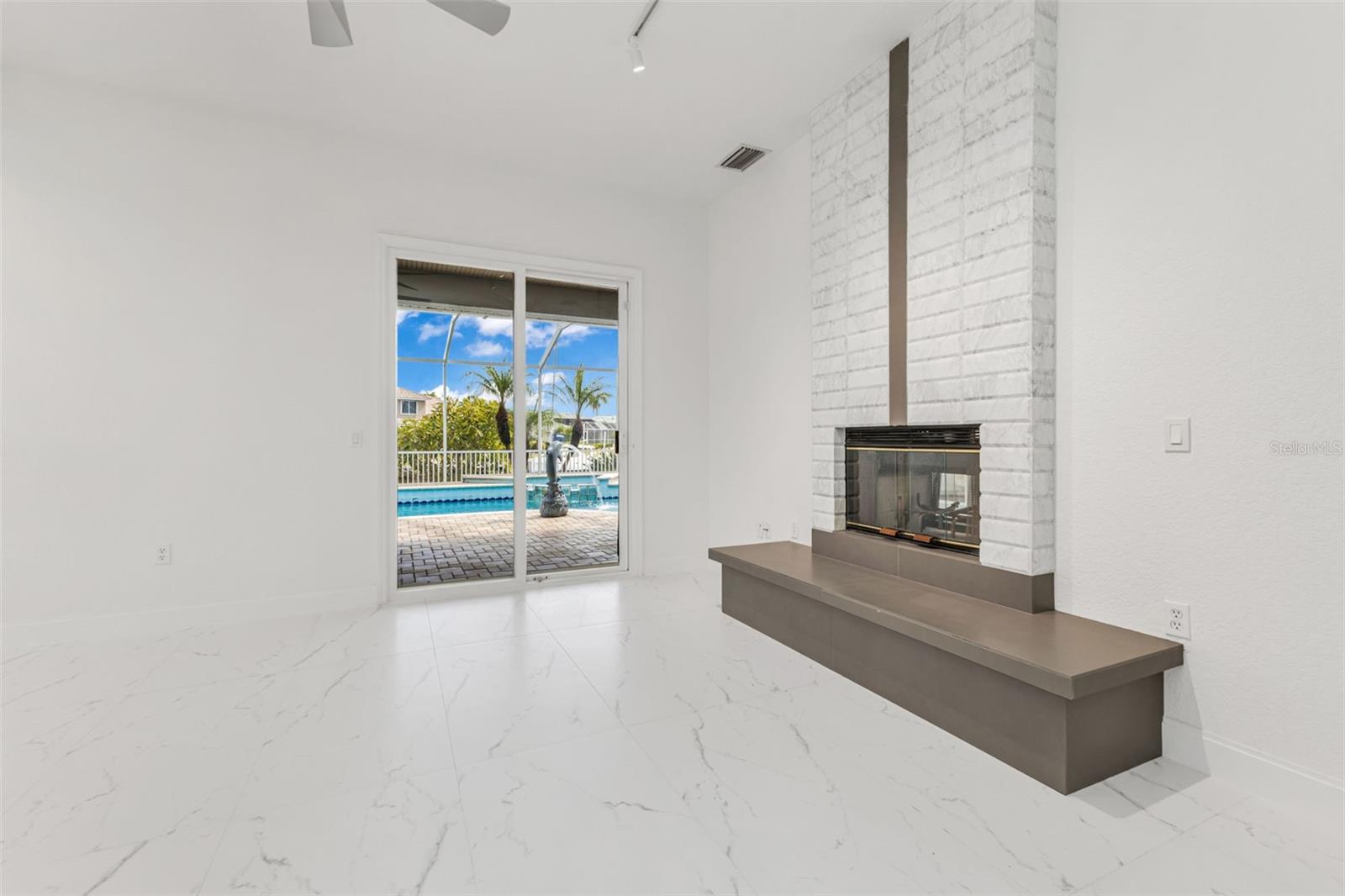 PUNTA GORDA ISLES SEC 14 - Residential