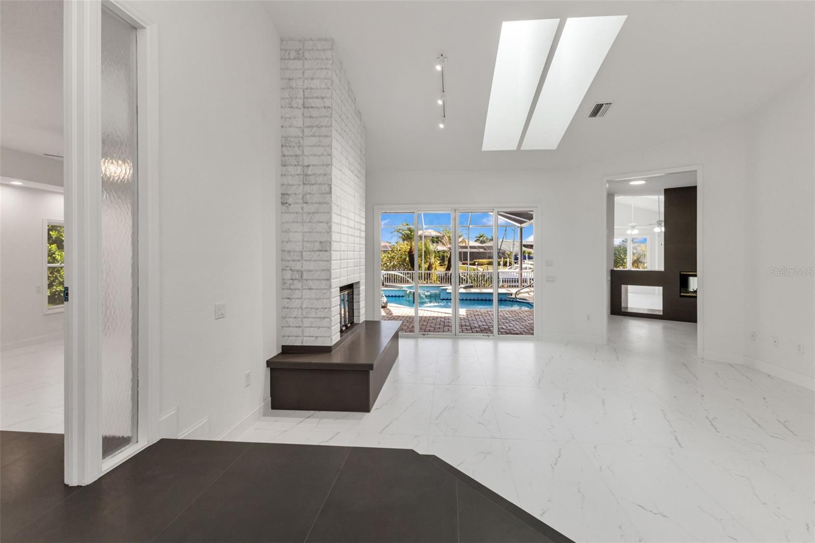 PUNTA GORDA ISLES SEC 14 - Residential