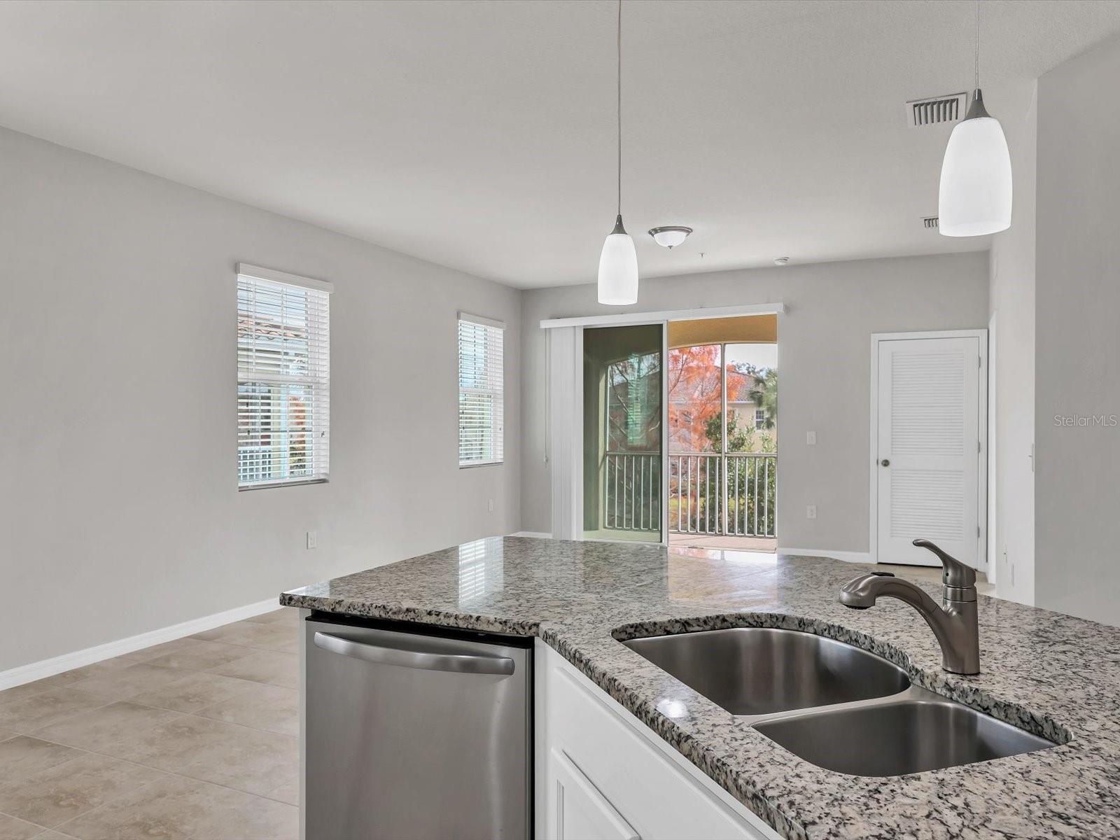 SOLEIL PH 44 - Residential