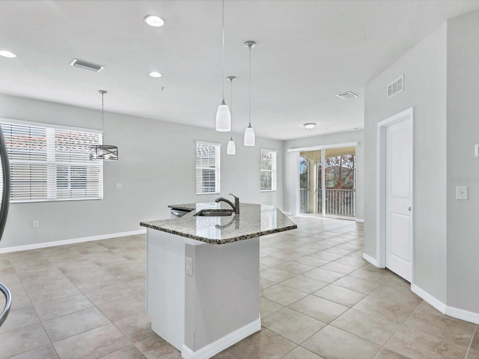 SOLEIL PH 44 - Residential