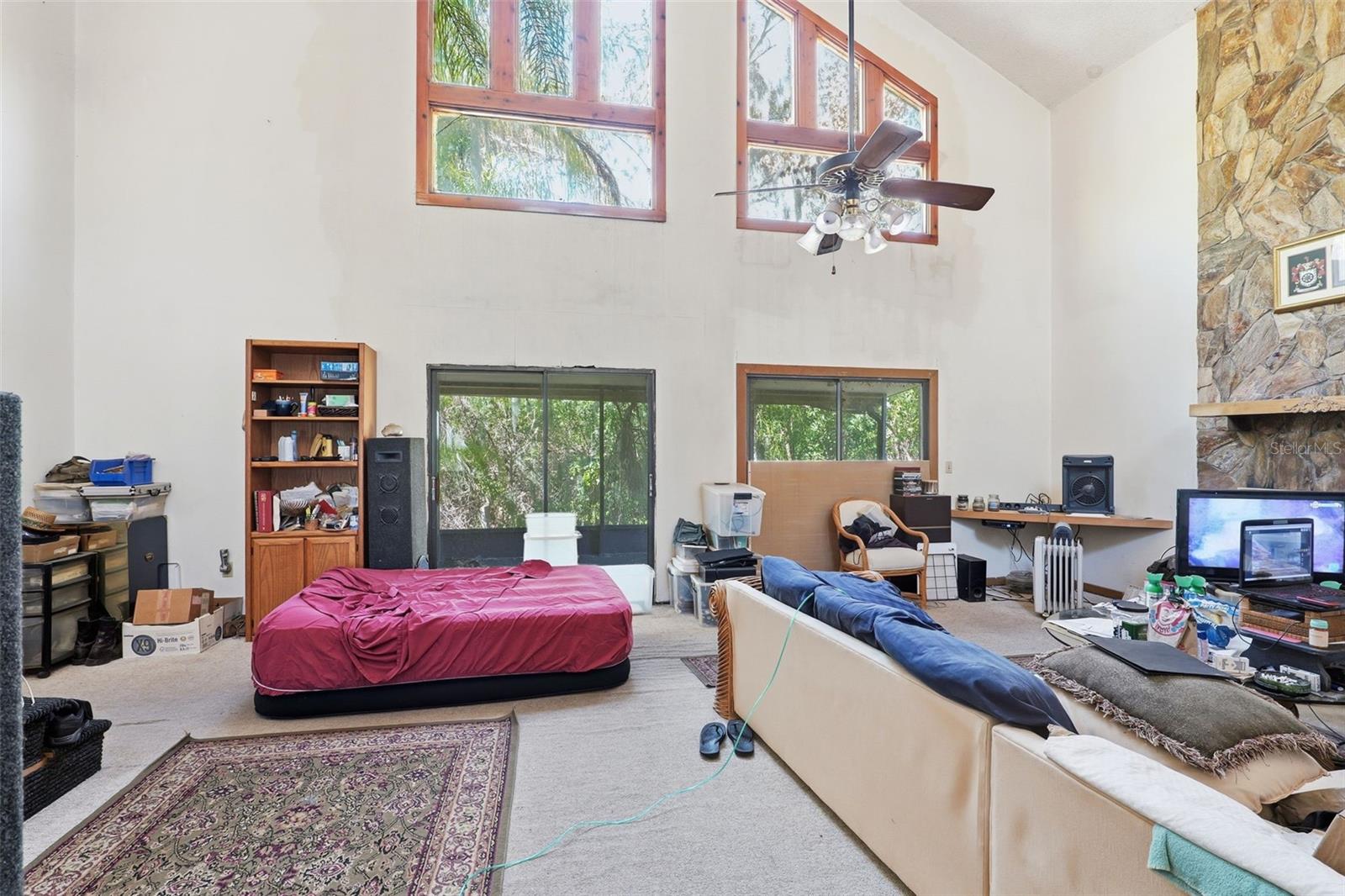 PART OF GOVT LOT 8 E OF S COURTENAY PKWY AS DES IN - Residential