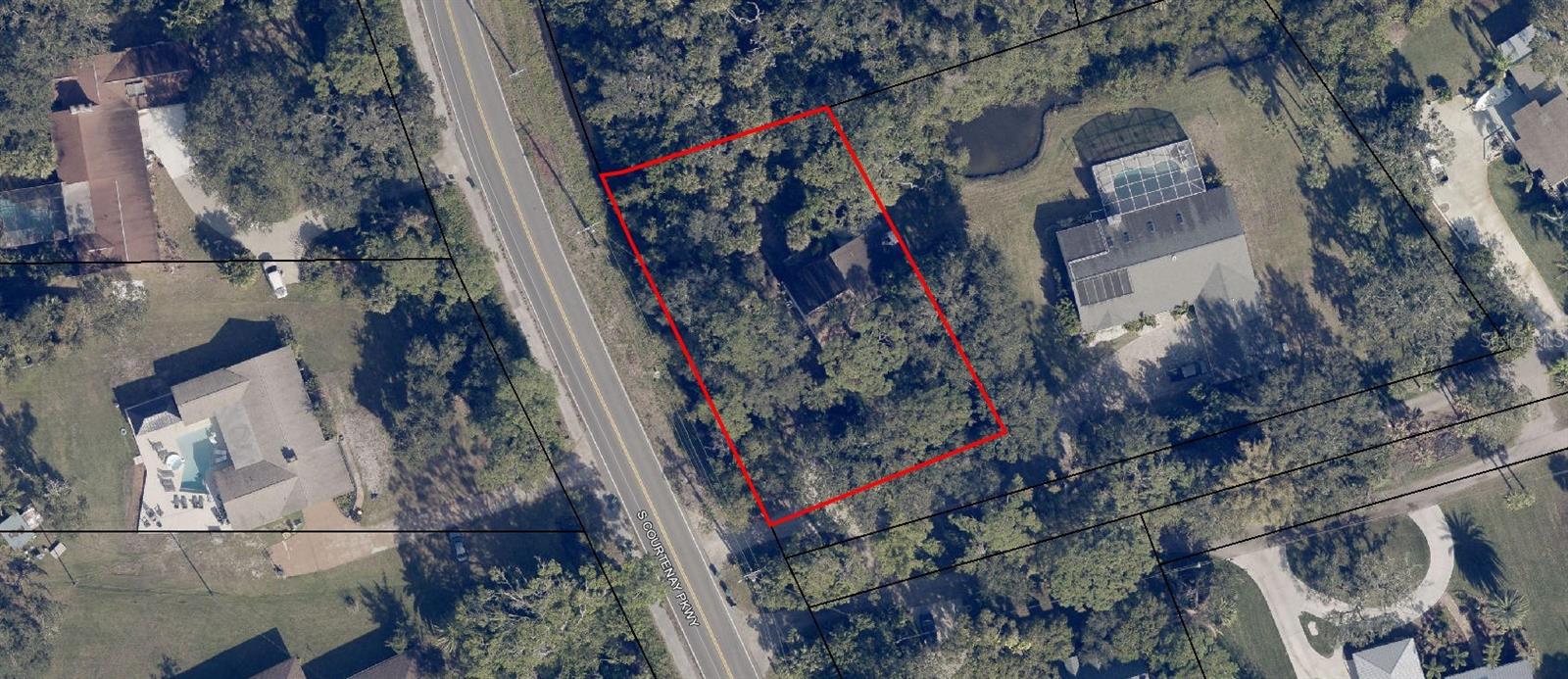 PART OF GOVT LOT 8 E OF S COURTENAY PKWY AS DES IN - Residential