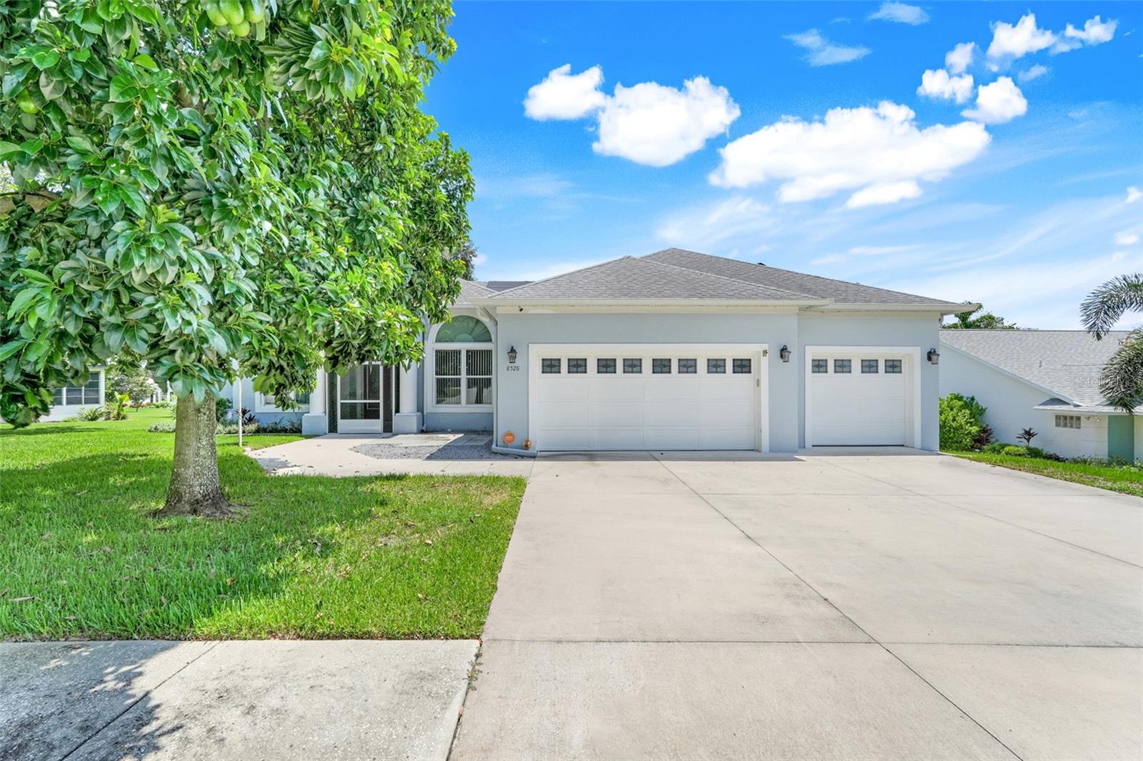 8528 DORAL DRIVE
