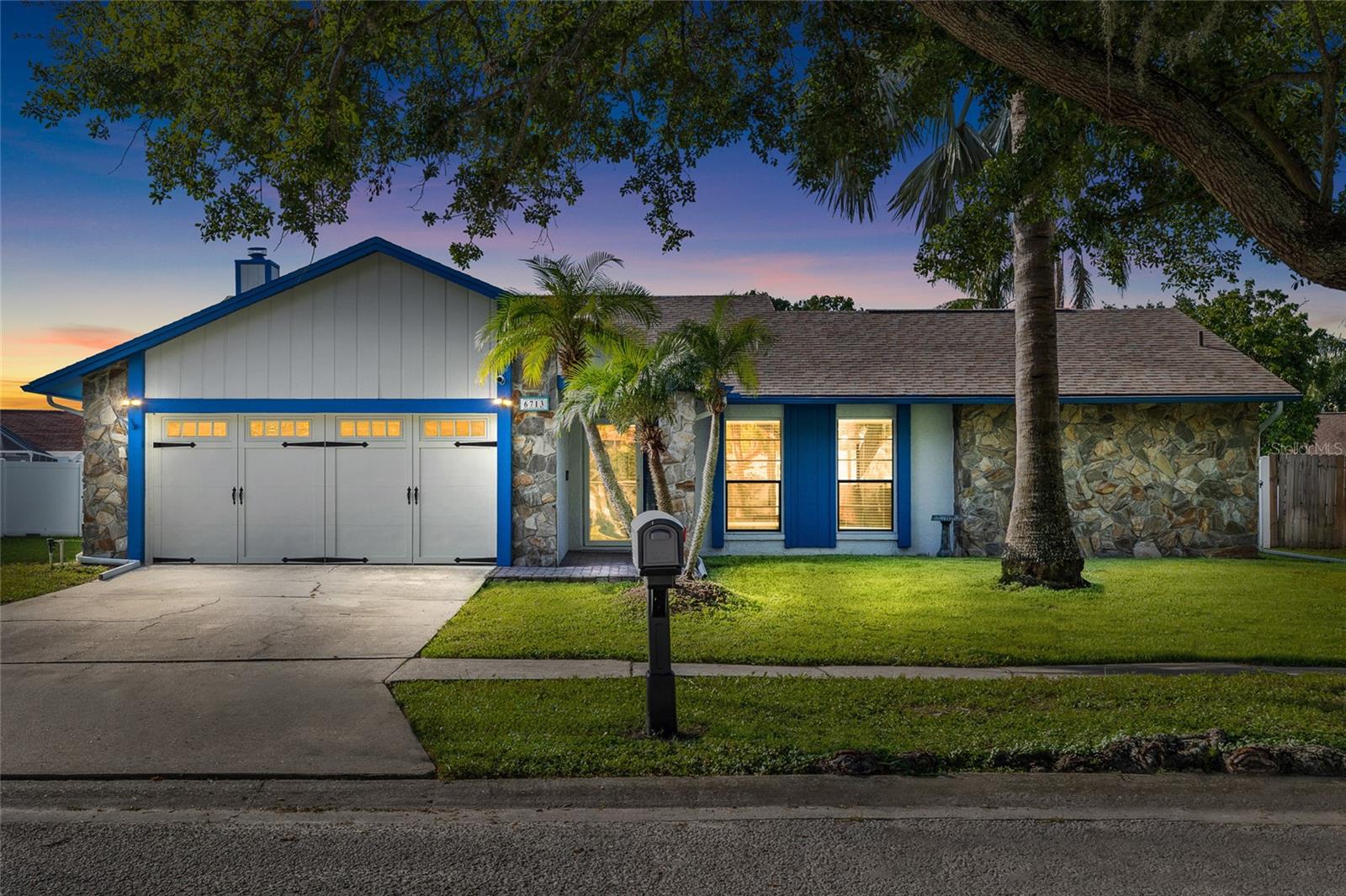 For Lease– Stunning Pool Home!
Welcome to this beautifully maintained 3 bedroom, 2 bath, 2-car garage pool home in one of Tampa Bay’s most desirable communities. Designed for comfort and entertaining, this home offers an open floor plan, spacious living areas, and an oversized screened lanai with a private pool.
Inside, you’ll find modern touches and upgrades throughout:
Stylish tile & wood flooring
Updated kitchen with plenty of counter space & cabinet space
Walk-in closets in every bedroom
Ceiling fans, Tile in the Livingroom, dining room, and kitchen
Step outside and enjoy a tropical, resort-style backyard complete with a patio bar, refrigerator, lush landscaping, and total privacy—perfect for relaxing or entertaining.
This home is spotless, move-in ready, and offers the perfect balance of luxury and lifestyle. Conveniently located near shopping, dining, major highways, and Tampa’s top attractions.
"Home can be leased fully furnished or unfurnished.
Don’t miss your chance to call this gorgeous pool home yours—schedule your private tour today!