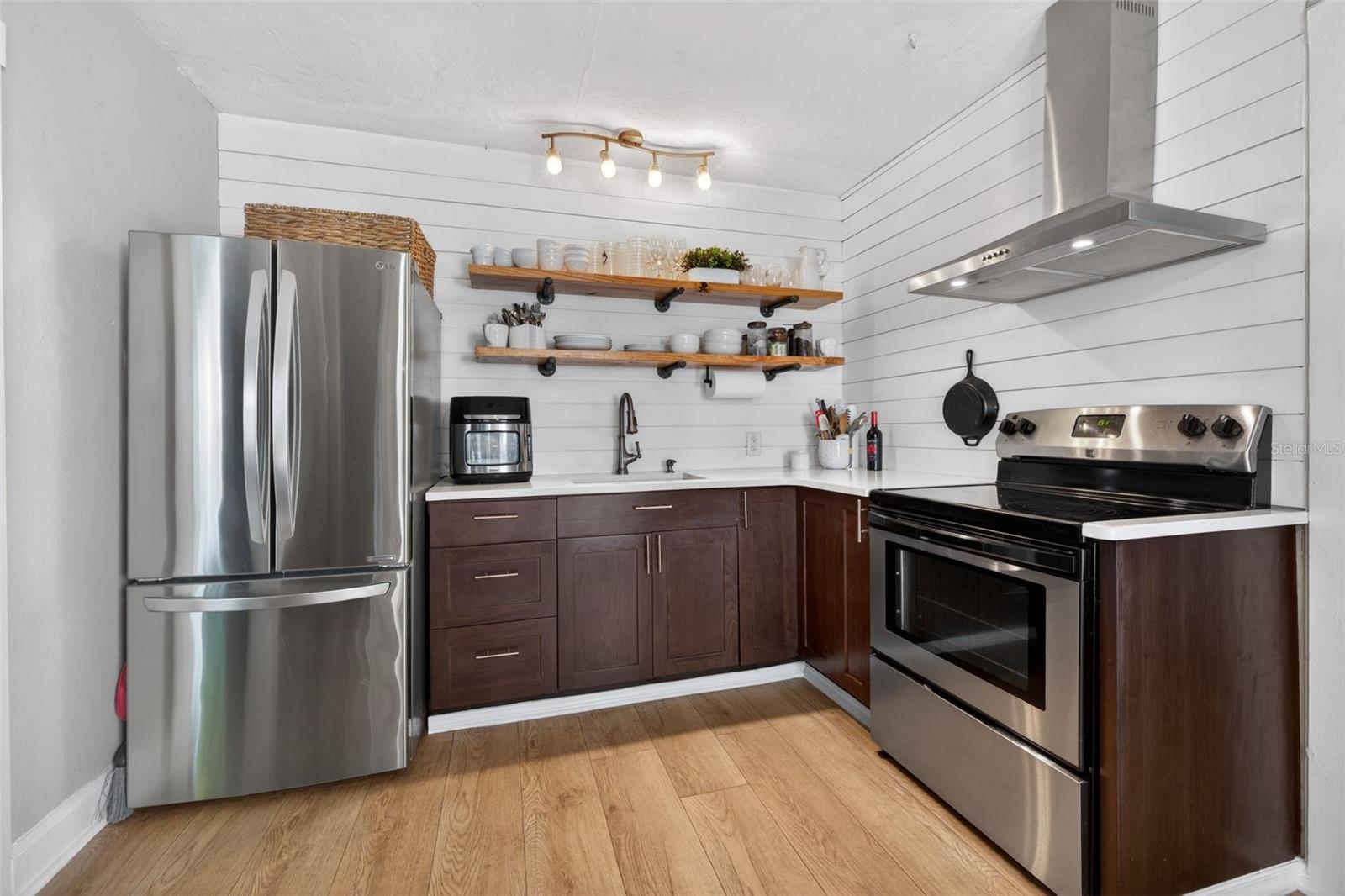 AVALON SUB 3 - Residential