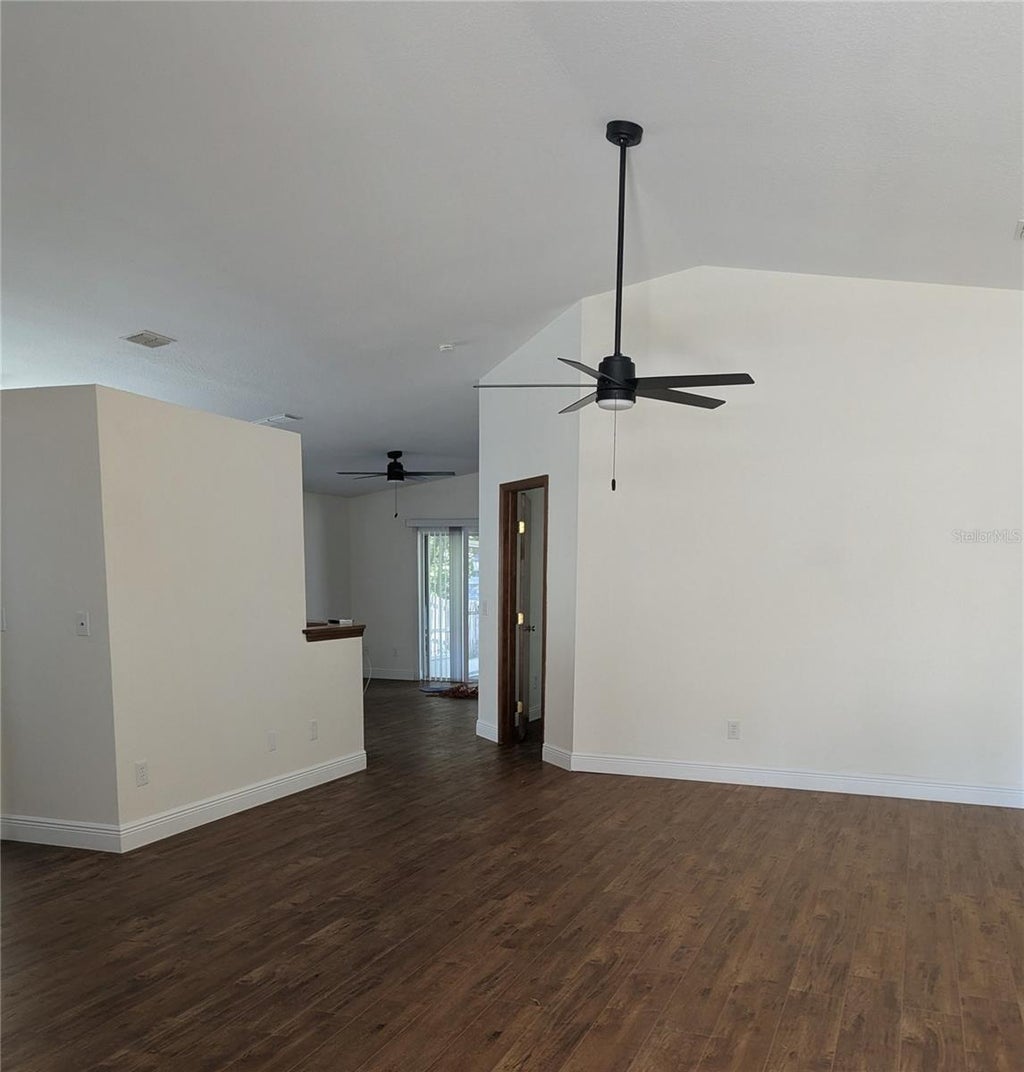 Photo of 13420 Heron Cove Drive, Orlando, FL 32837 (MLS # O6416329)