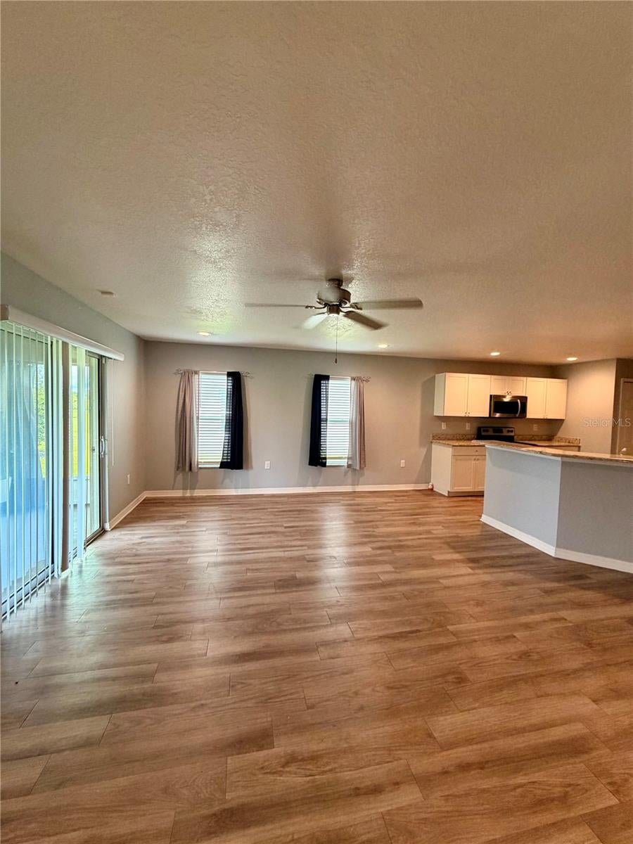 2934 FIELDWOOD CIRCLE