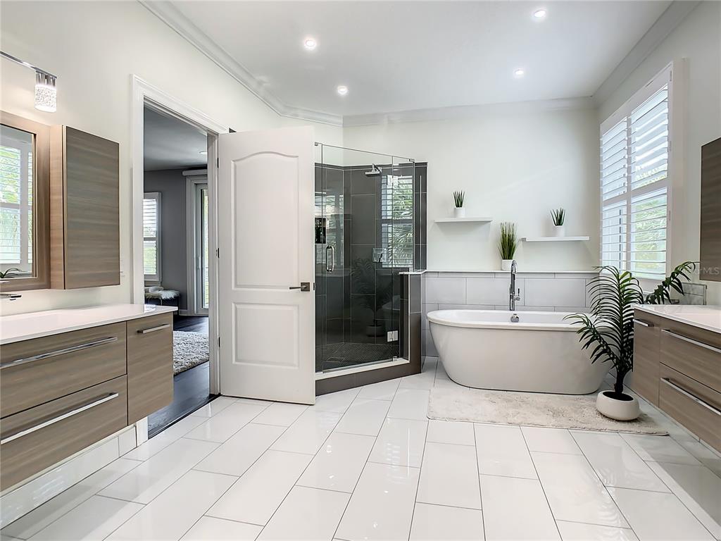 SIESTA BEACH - Residential