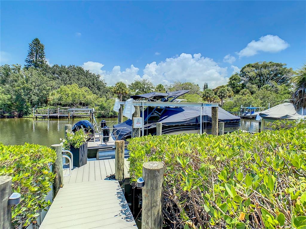 SIESTA BEACH - Residential