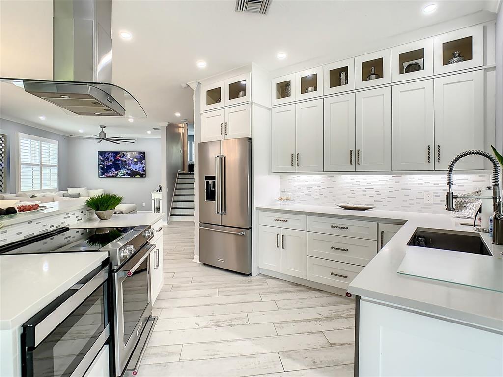 SIESTA BEACH - Residential