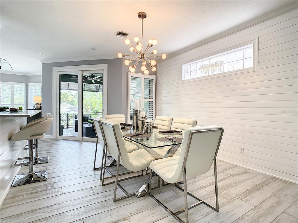 SIESTA BEACH - Residential