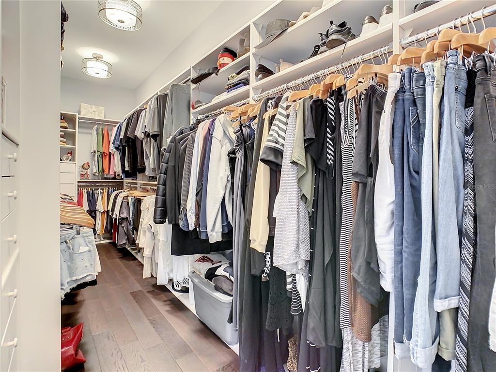 SIESTA BEACH - Residential