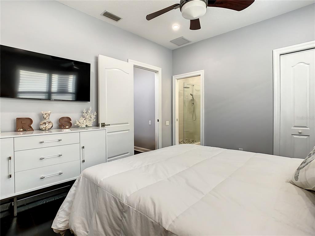 SIESTA BEACH - Residential