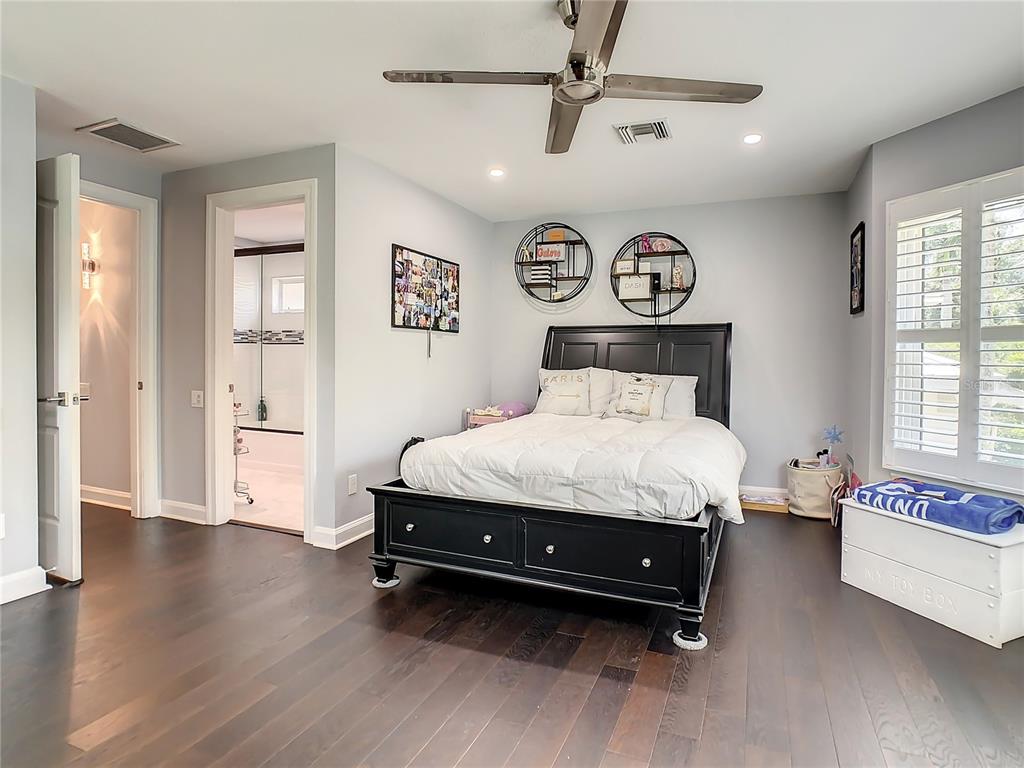 SIESTA BEACH - Residential