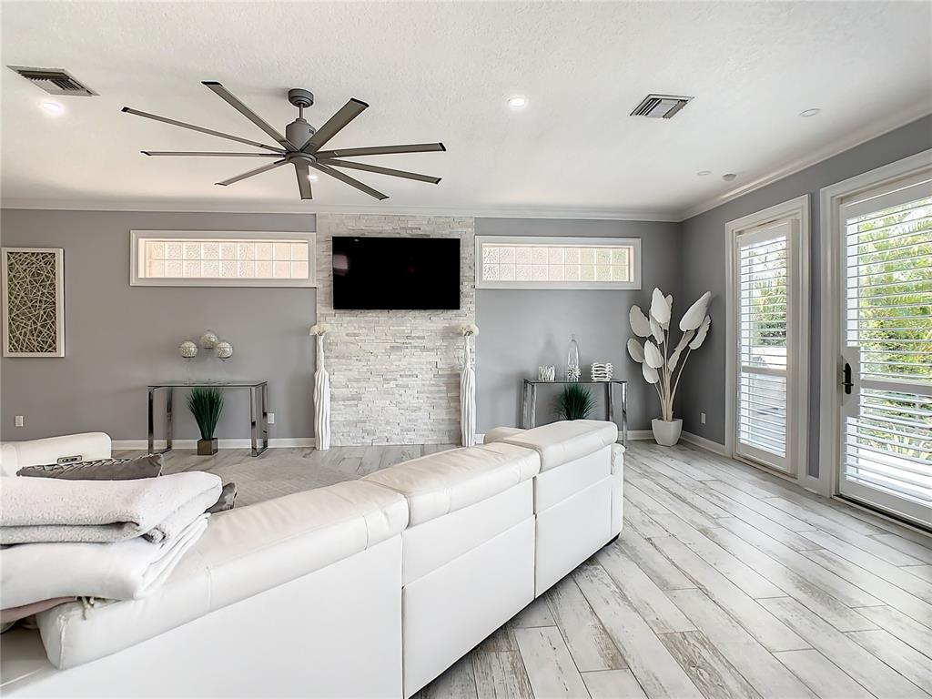 SIESTA BEACH - Residential