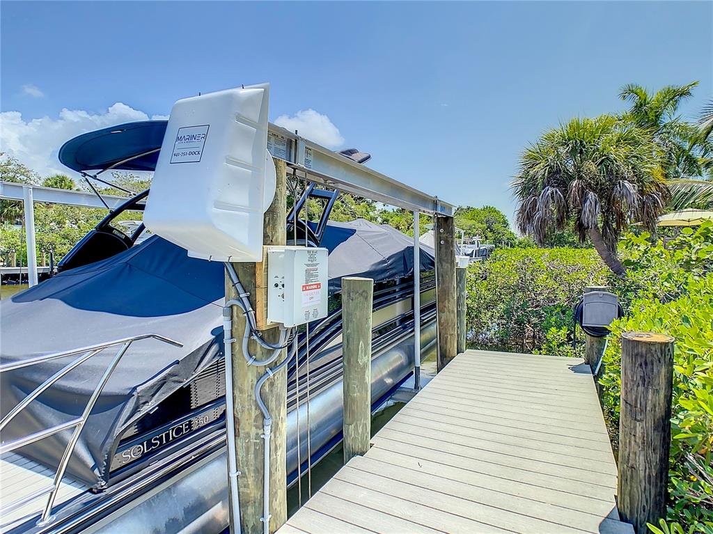 SIESTA BEACH - Residential