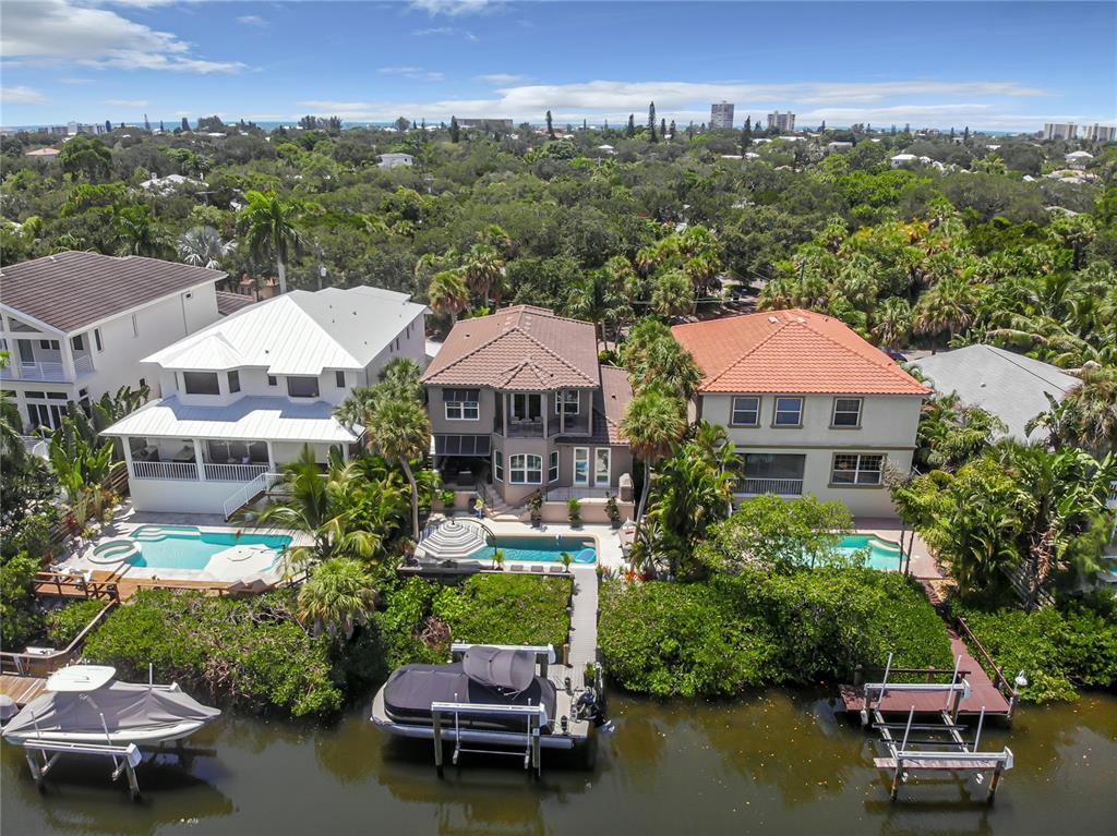 SIESTA BEACH - Residential