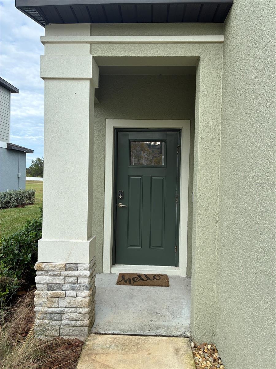 TOWNES/LK THOMAS PH 1 - Residential Lease