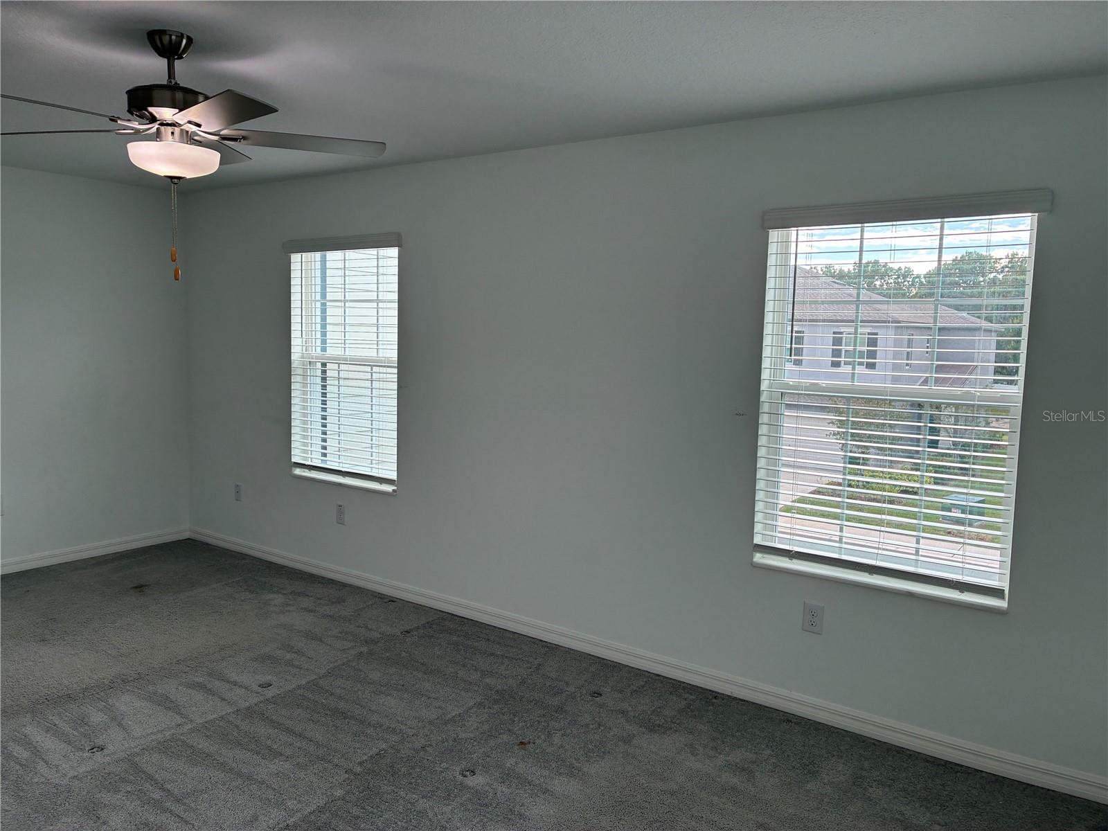 TOWNES/LK THOMAS PH 1 - Residential Lease