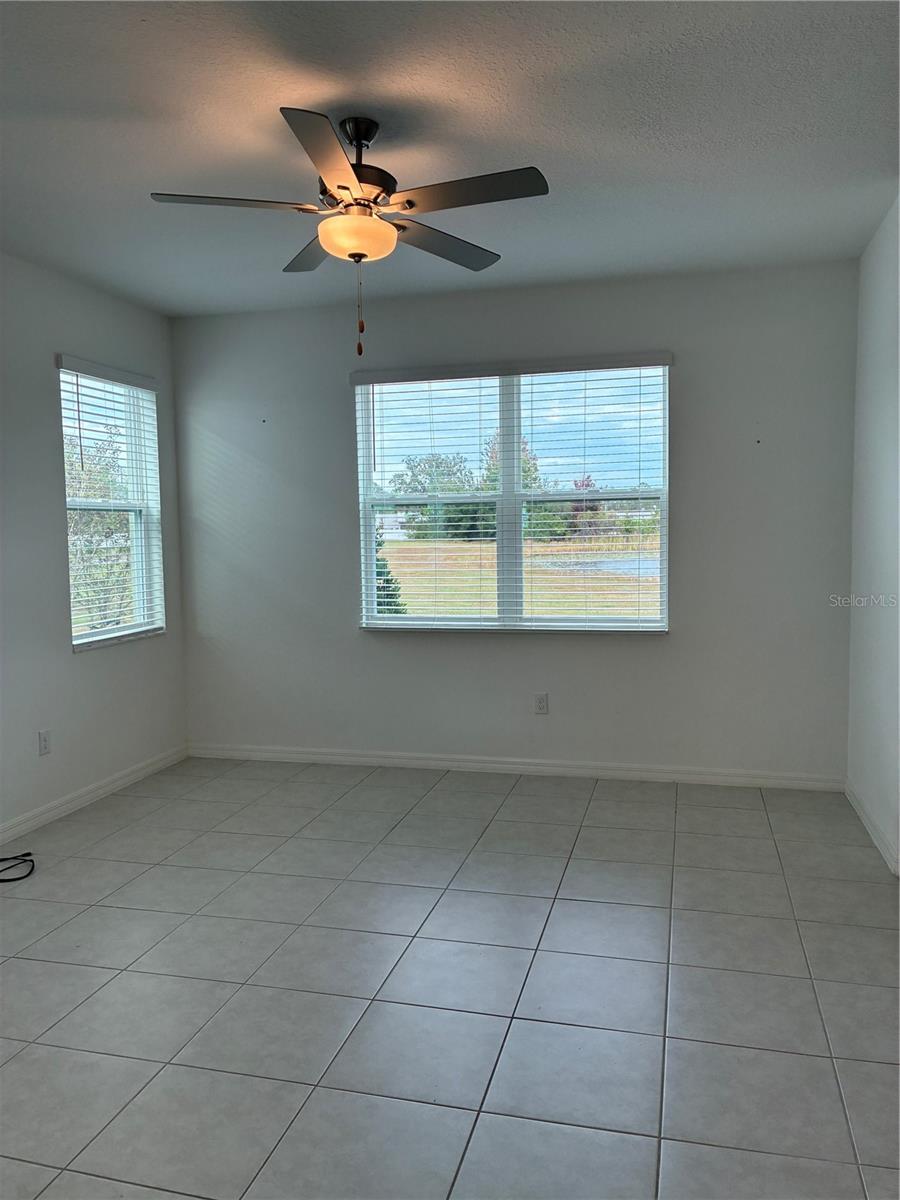 TOWNES/LK THOMAS PH 1 - Residential Lease