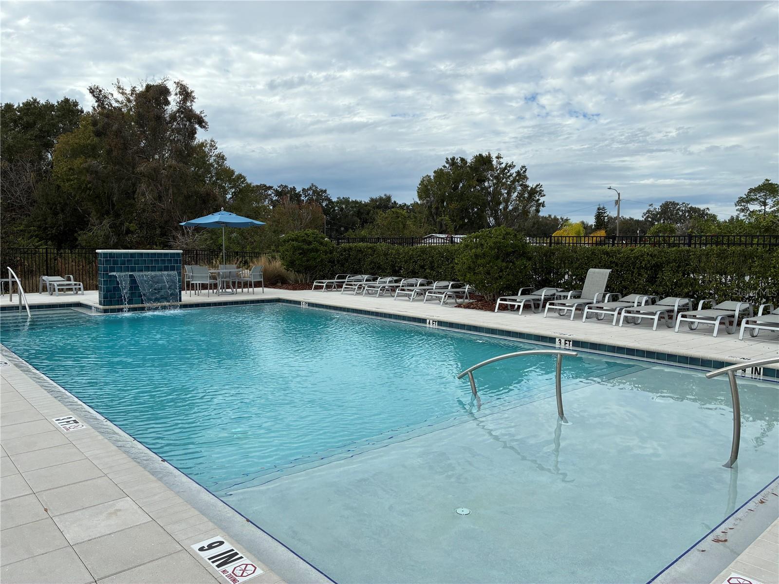 TOWNES/LK THOMAS PH 1 - Residential Lease