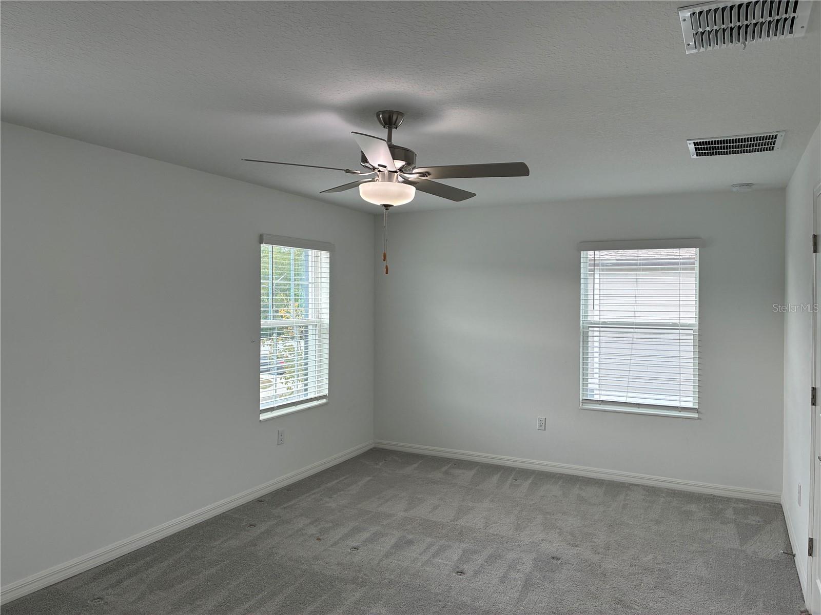 TOWNES/LK THOMAS PH 1 - Residential Lease