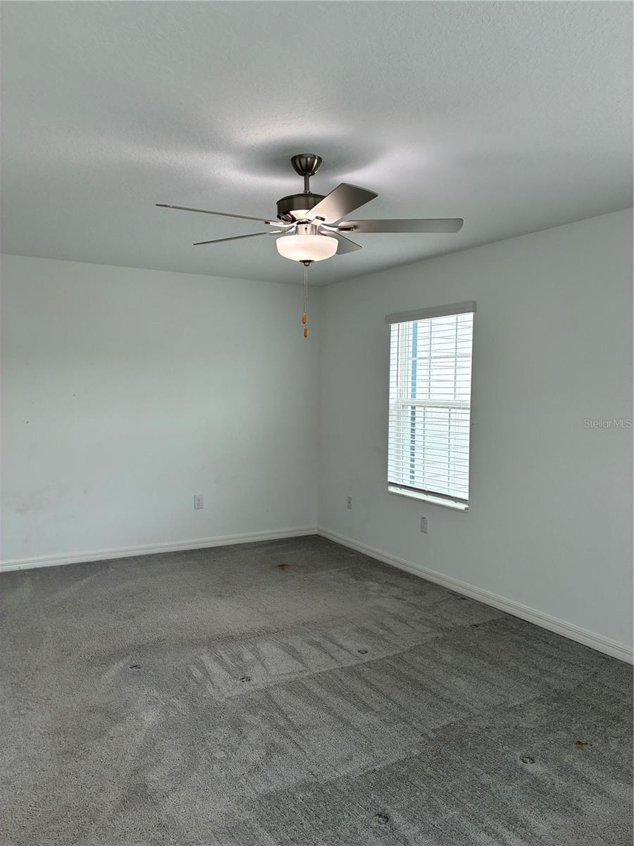 TOWNES/LK THOMAS PH 1 - Residential Lease