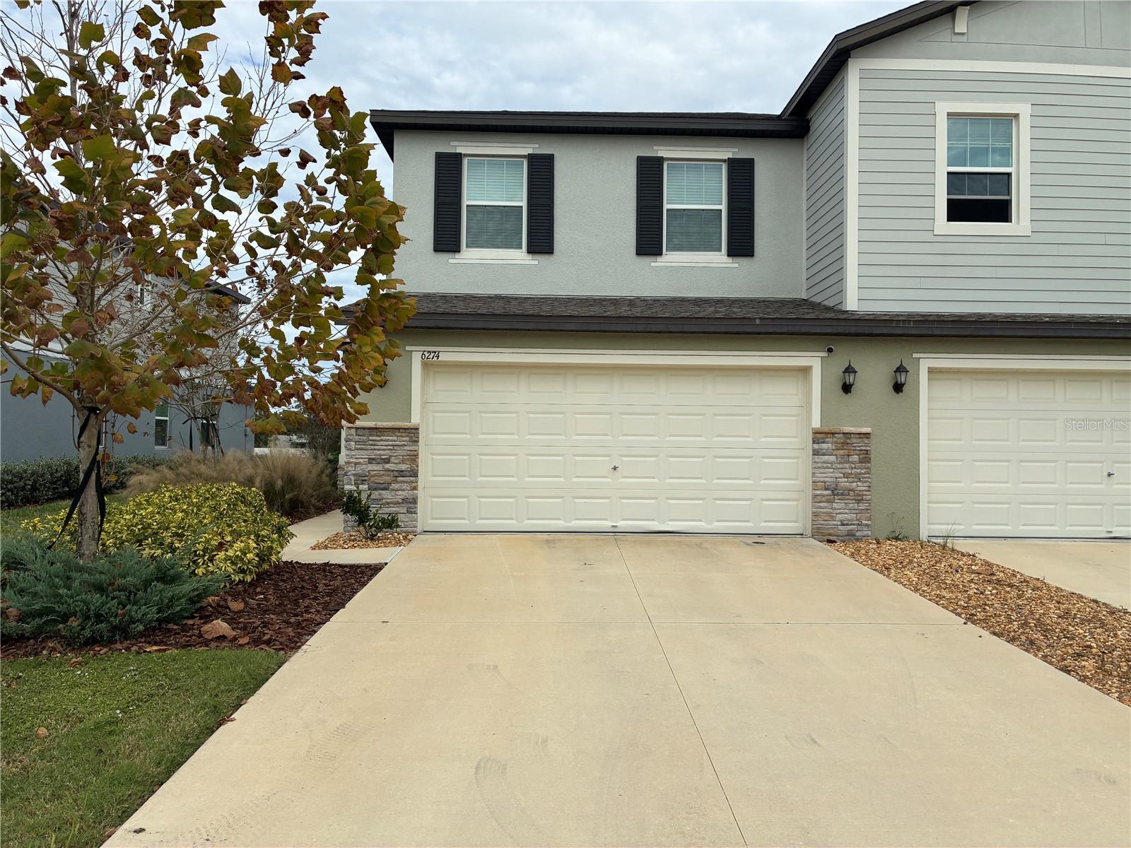 TOWNES/LK THOMAS PH 1 - Residential Lease